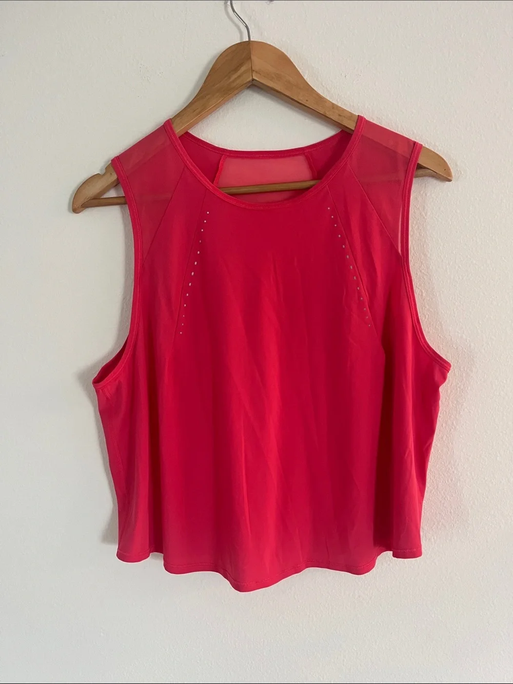 LULULEMON Coral Sculpt Tank Top